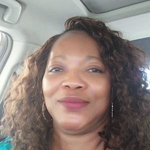 Meet your Posher, Flora